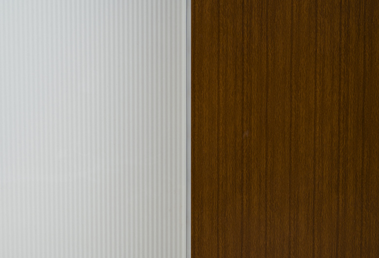 Perbandingan Wall Panel PVC VS WPC untuk Interior